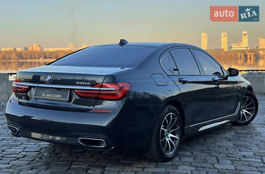 Седан BMW 7 Series 2016 в 