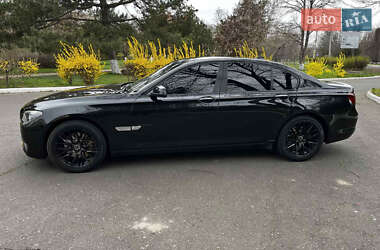 Седан BMW 7 Series 2011 в 