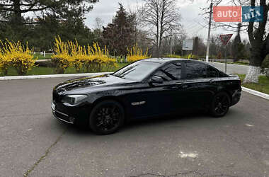 Седан BMW 7 Series 2011 в 