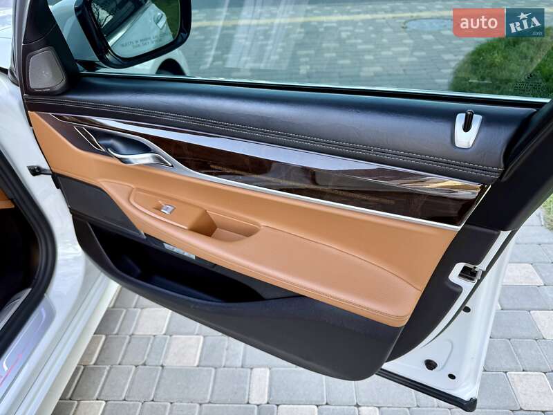 Седан BMW 7 Series 2017 в Одесі