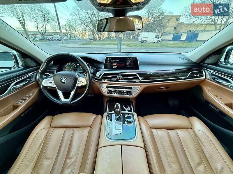 Седан BMW 7 Series 2017 в Одесі
