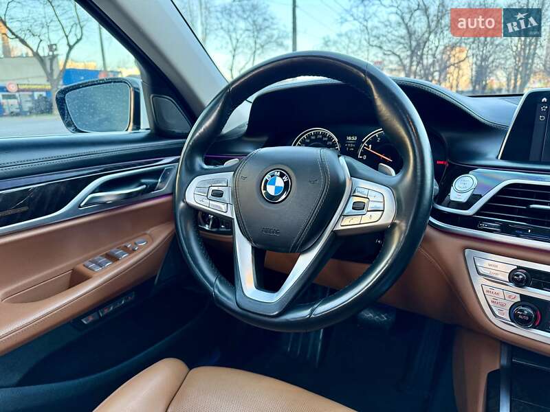 Седан BMW 7 Series 2017 в Одесі