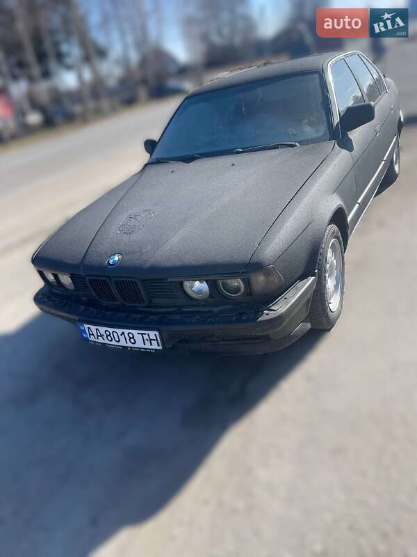 BMW 7 Series 1988