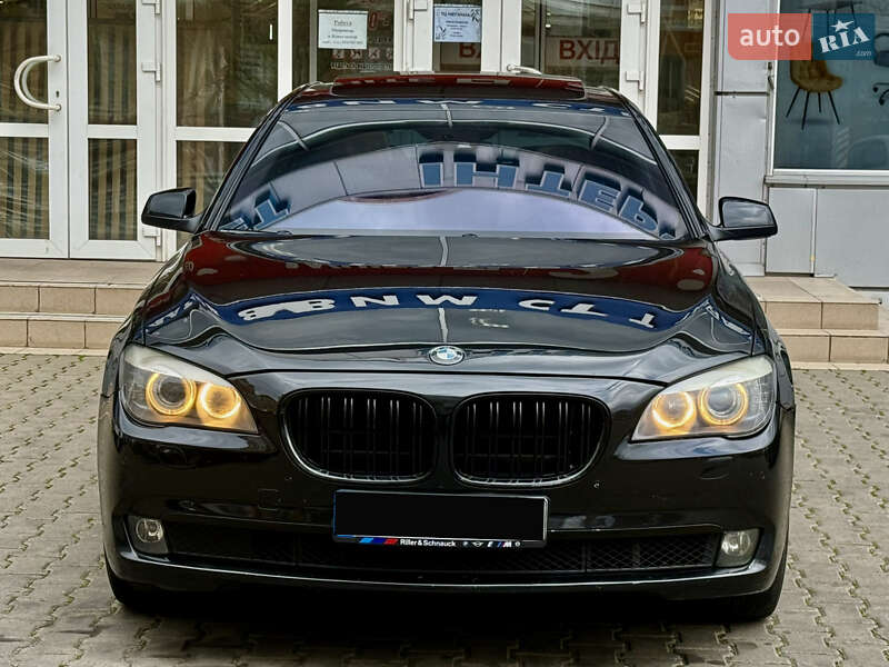 Седан BMW 7 Series 2012 в Одесі