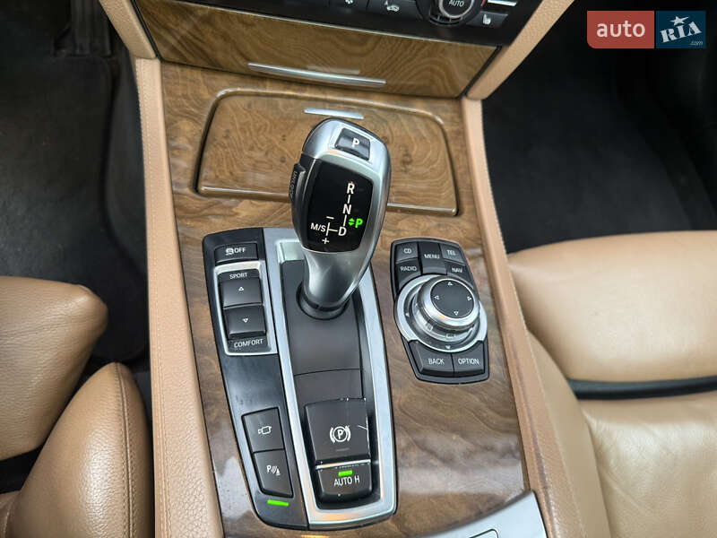 Седан BMW 7 Series 2012 в Одесі