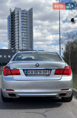 Седан BMW 7 Series 2010 в 