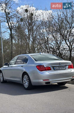 Седан BMW 7 Series 2010 в 