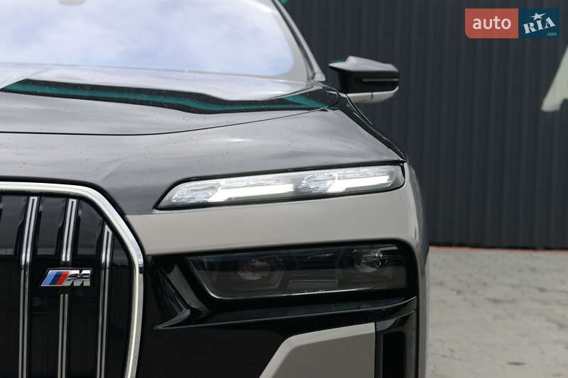 Седан BMW 7 Series 2024 в Мукачево