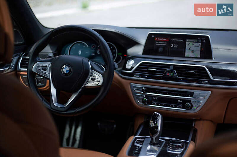 Седан BMW 7 Series 2019 в Одессе фото 24 Седан BMW 7 Series 2019 в Одессе