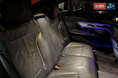 Седан BMW 7 Series 2019 в 