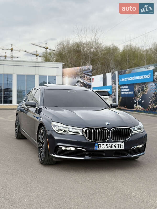 Седан BMW 7 Series 2016 в Киеве