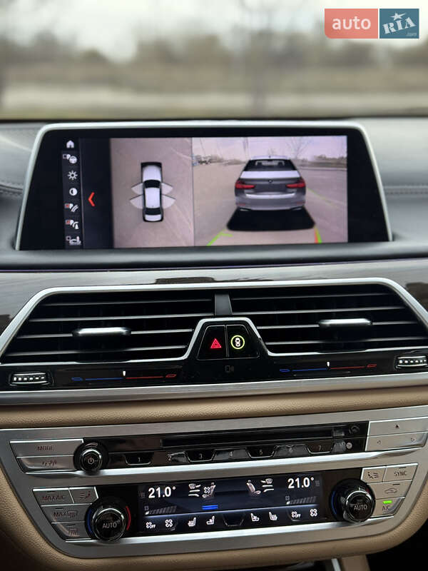 Седан BMW 7 Series 2016 в Киеве