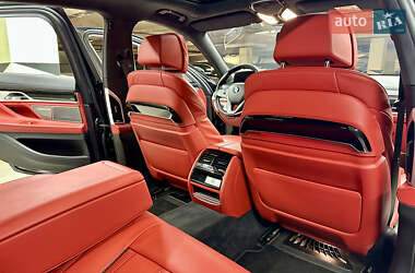 Седан BMW 7 Series 2017 в 