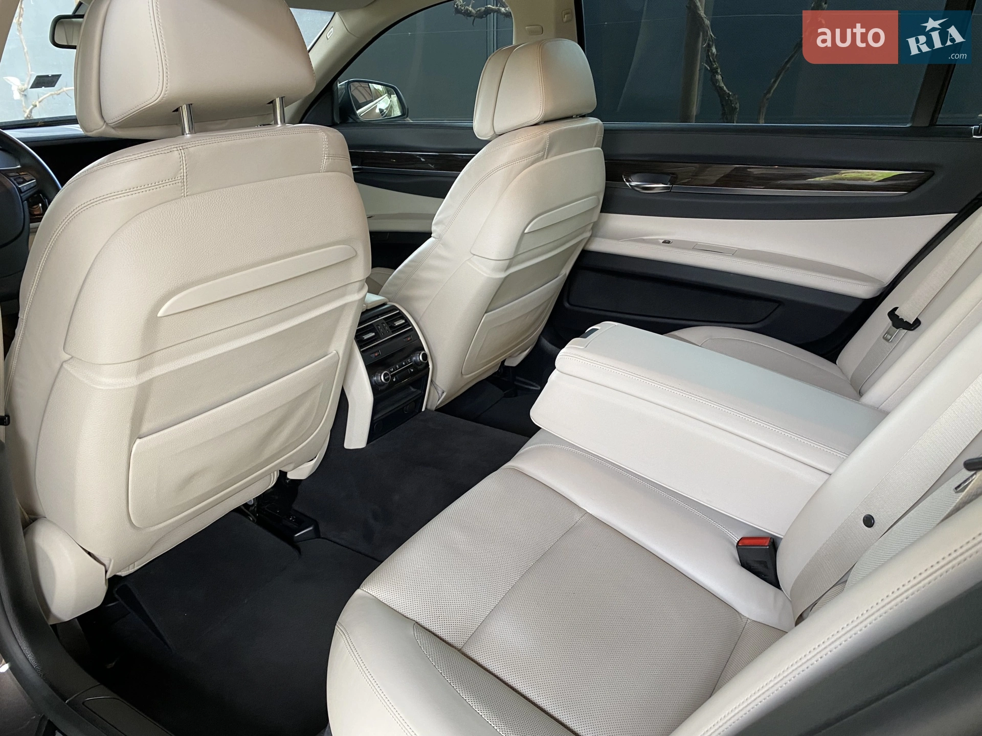 2012 BMW 7er - мініатюра 14