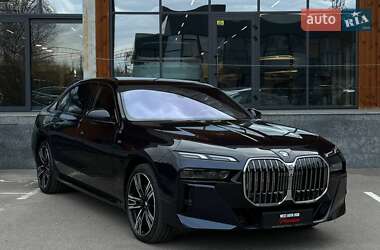 Седан BMW 7 Series 2024 в 