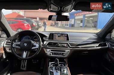 Седан BMW 7 Series 2018 в 