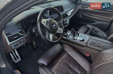 Седан BMW 7 Series 2021 в 