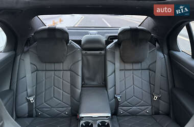 Седан BMW 7 Series 2023 в 