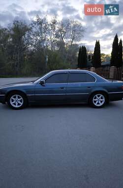 Седан BMW 7 Series 1995 в 