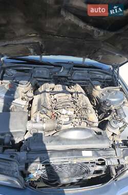 Седан BMW 7 Series 1995 в 