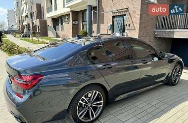Седан BMW 7 Series 2017 в 