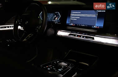 Седан BMW 7 Series 2023 в 
