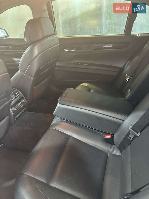 Седан BMW 7 Series 2011 в Киеве фото 12 Седан BMW 7 Series 2011 в Киеве