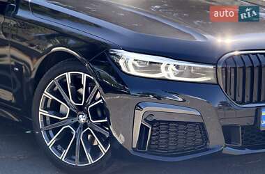 Седан BMW 7 Series 2022 в 