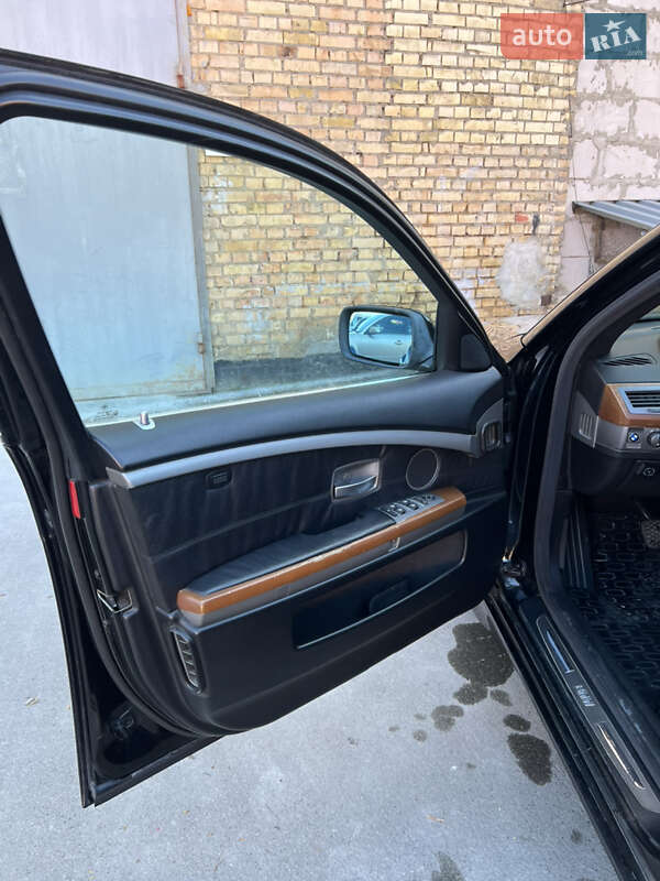 Седан BMW 7 Series 2002 в Киеве фото 8 Седан BMW 7 Series 2002 в Киеве