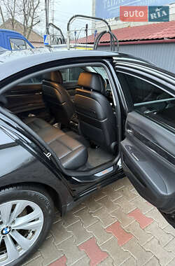 Седан BMW 7 Series 2014 в 