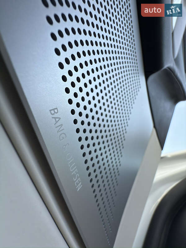 Седан BMW 7 Series 2013 в Черновцах