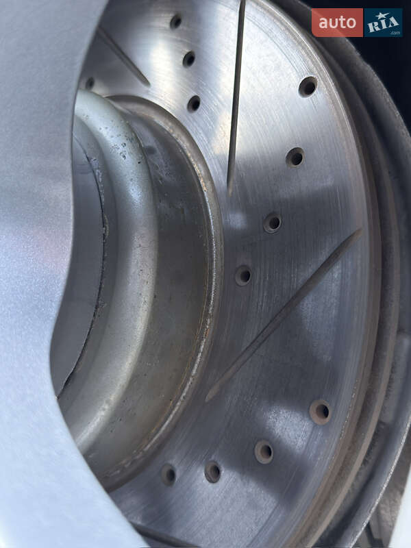 Седан BMW 7 Series 2013 в Черновцах