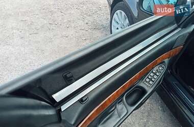 Седан BMW 7 Series 2001 в 