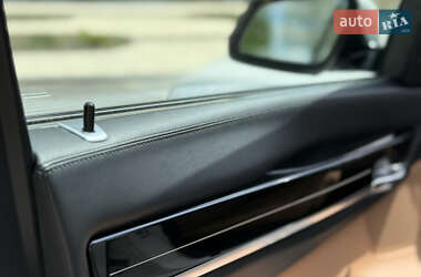 Седан BMW 7 Series 2013 в 