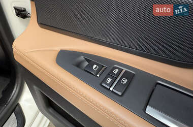 Седан BMW 7 Series 2013 в 