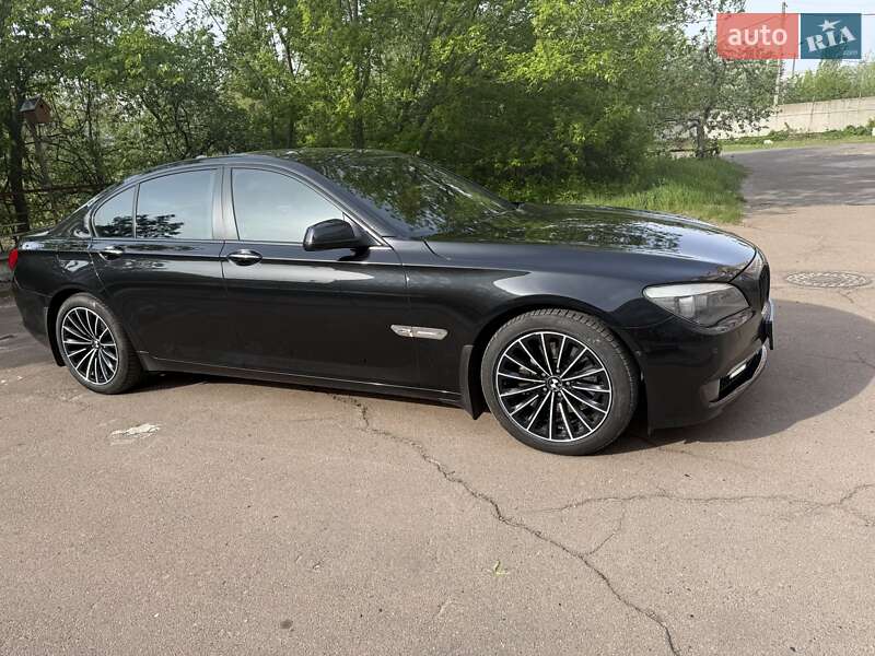 Седан BMW 7 Series 2011 в Киеве