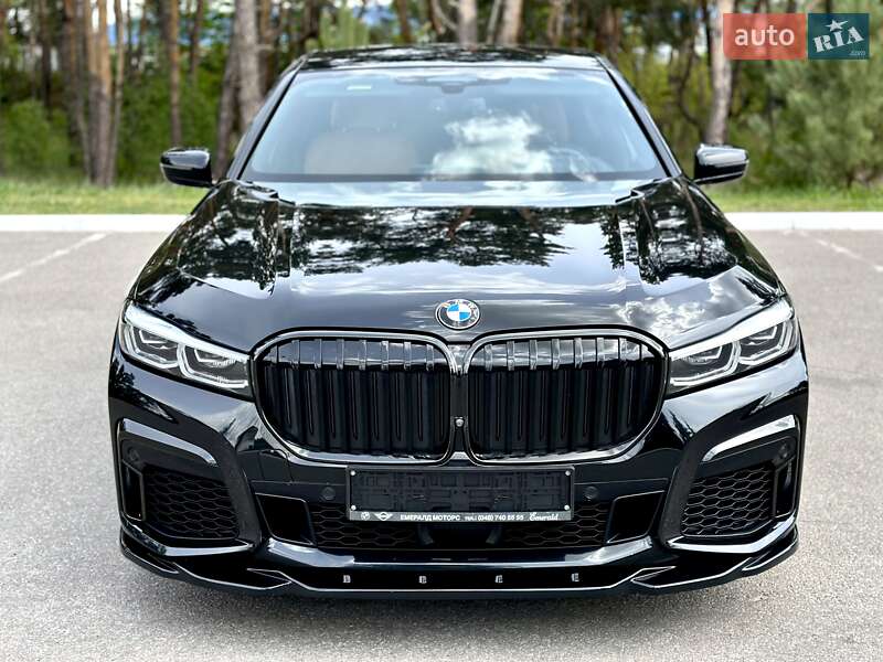 Седан BMW 7 Series 2022 в Києві