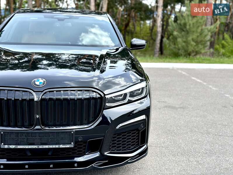 Седан BMW 7 Series 2022 в Києві