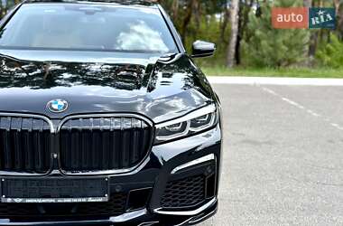 Седан BMW 7 Series 2022 в 