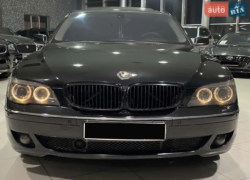 Седан BMW 7 Series 2005 в 