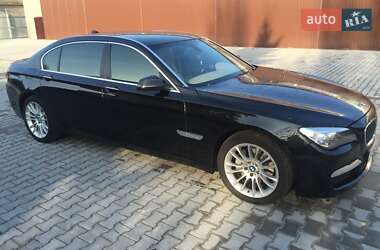 Седан BMW 7 Series 2012 в 