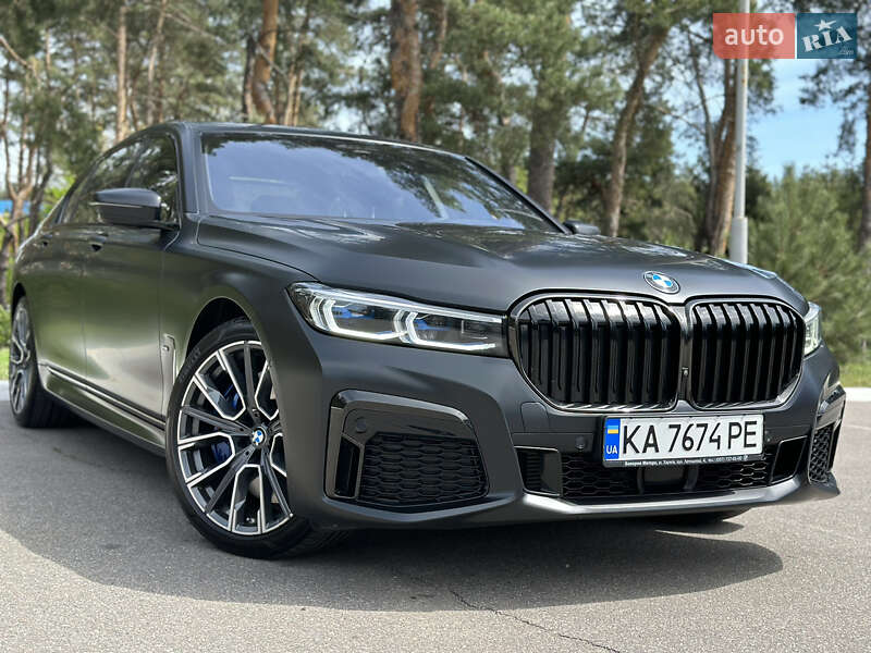 Седан BMW 7 Series 2022 в 