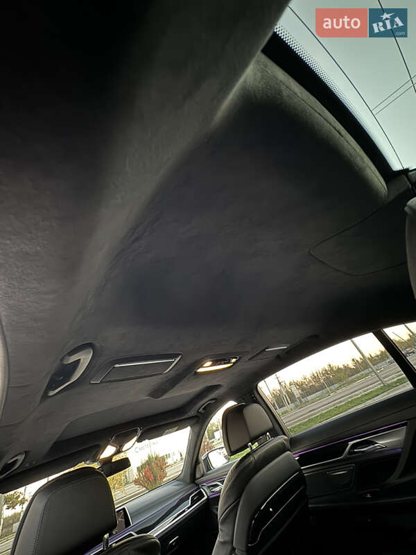 Седан BMW 7 Series 2019 в Ивано-Франковске