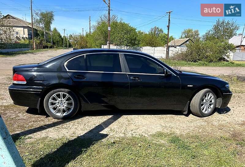 Седан BMW 7 Series 2002 в 