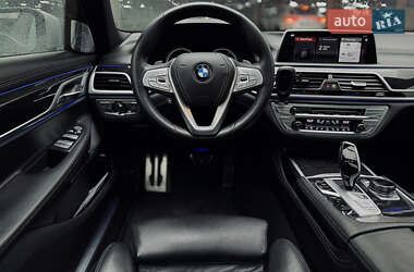 Седан BMW 7 Series 2017 в 