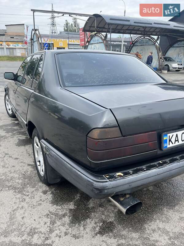 Седан BMW 7 Series 1992 в Чернигове