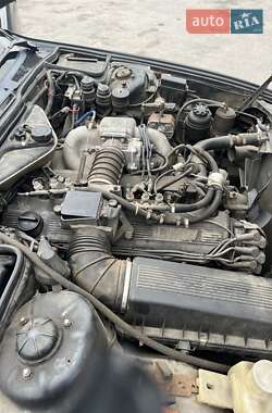 Седан BMW 7 Series 1992 в 