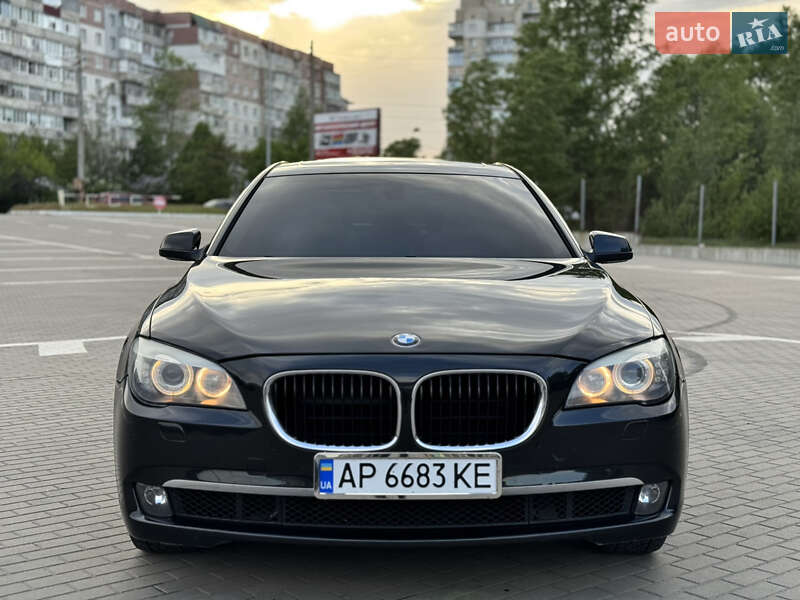 BMW 7 Series 2011
