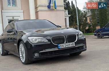Седан BMW 7 Series 2010 в 