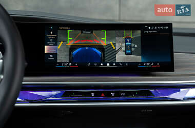 Седан BMW 7 Series 2023 в 